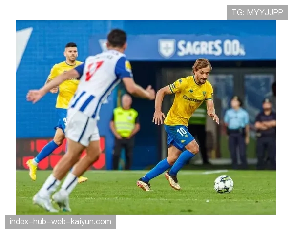 葡超保级区卡萨皮亚、阿罗卡与通德拉积分紧咬 保级大战白热化 葡超保级区卡萨皮亚、阿罗卡与通德拉积分紧咬 保级大战白热化