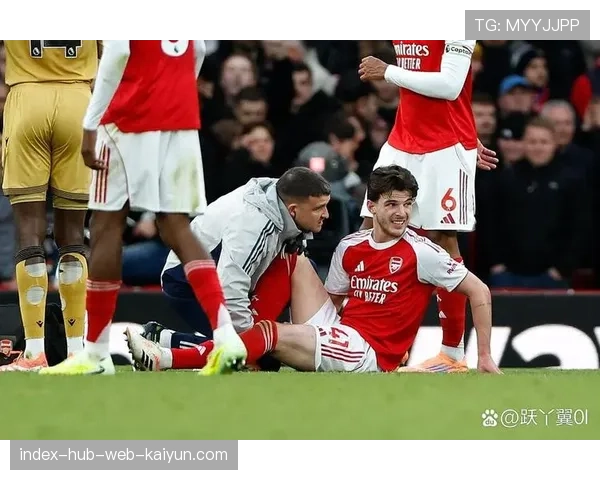 阿森纳换人调整冒险 三前锋同时上场导致防守失衡